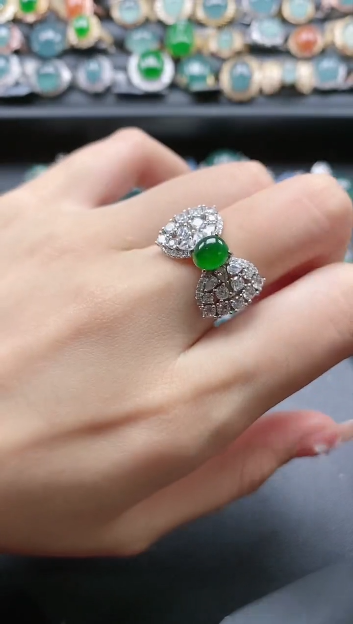 【闪购商品】翡翠戒指银S925镶嵌51511