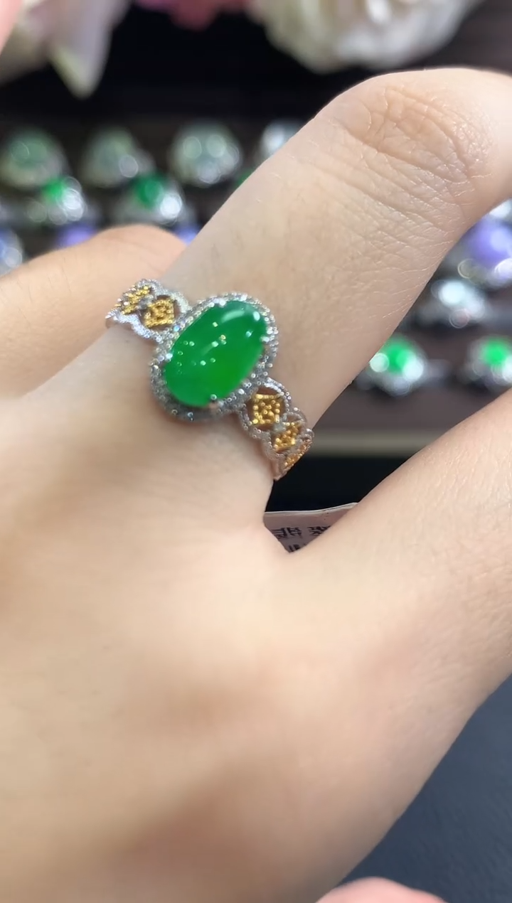 18K金镶嵌戒指翡翠b54  