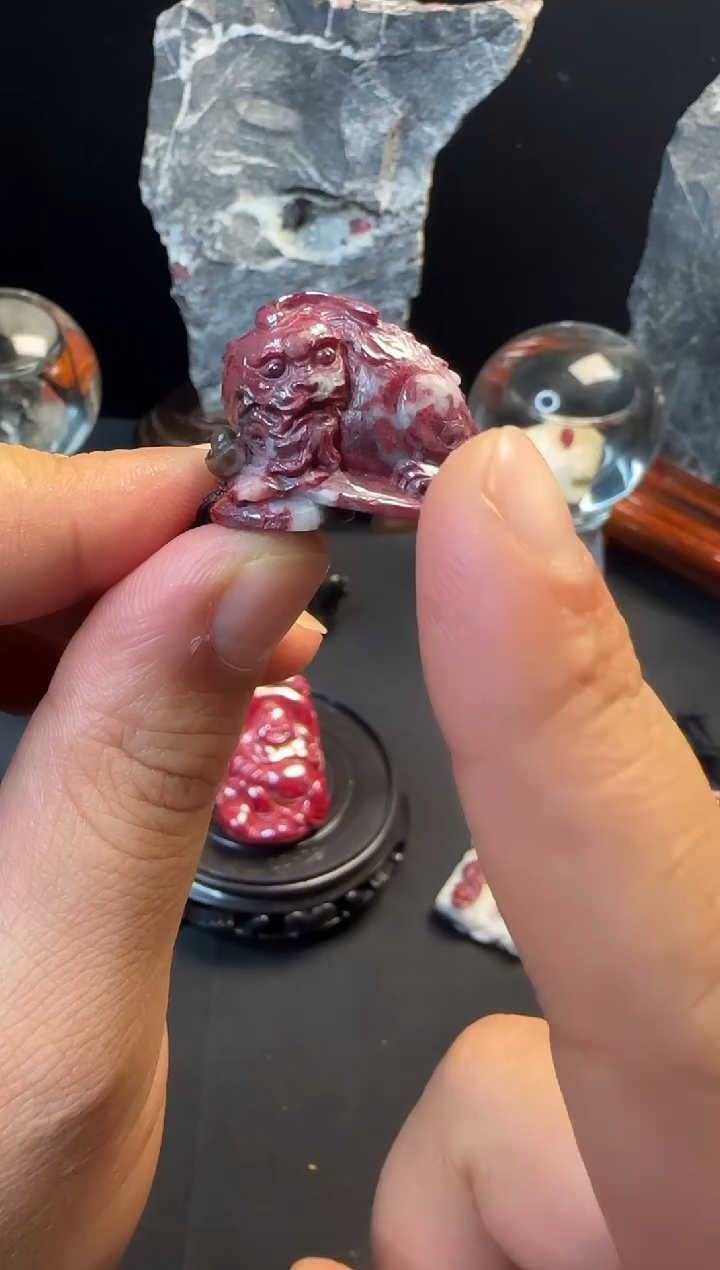 天然辰砂天然朱砂晶体原石吊坠挂件