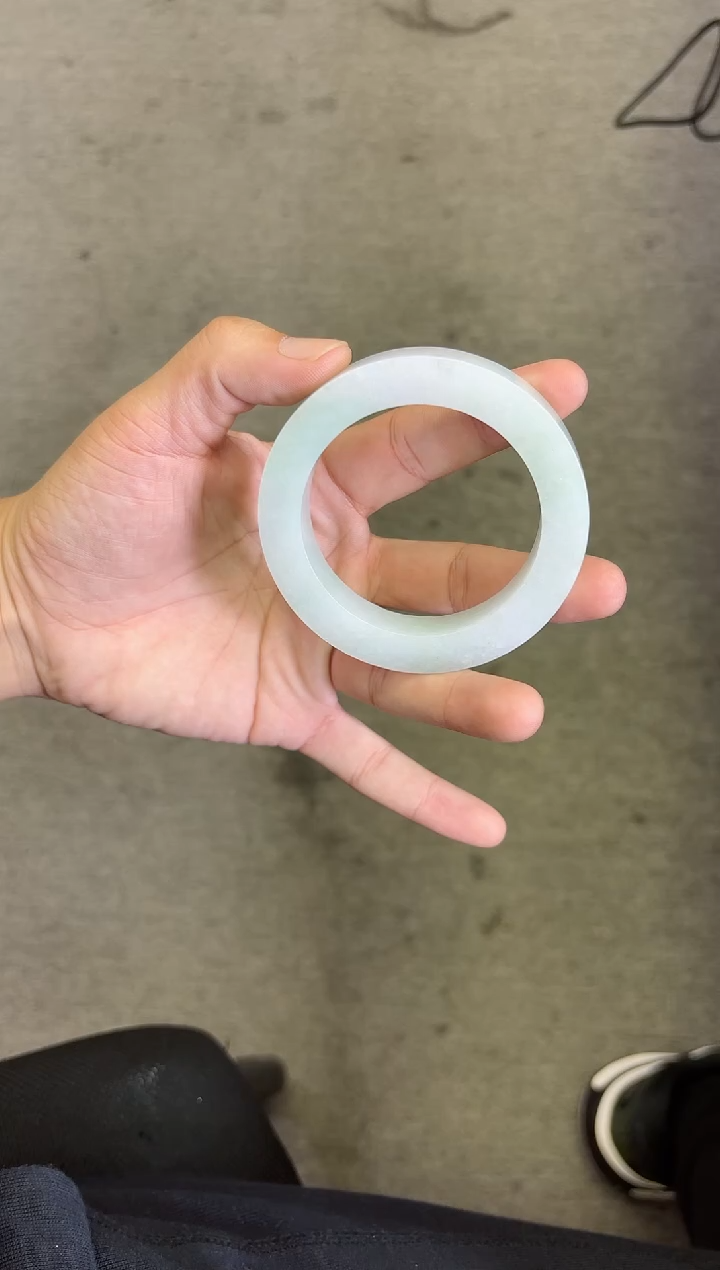 未镶嵌手镯定制翡翠好***！手镯