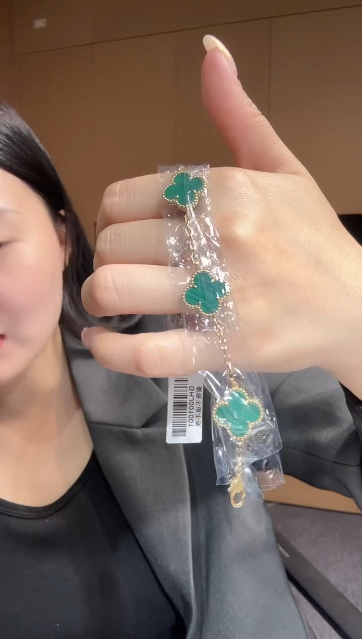 【闪购商品】孔雀石手链18K金镶嵌绿色k黄，五花手链GHJ