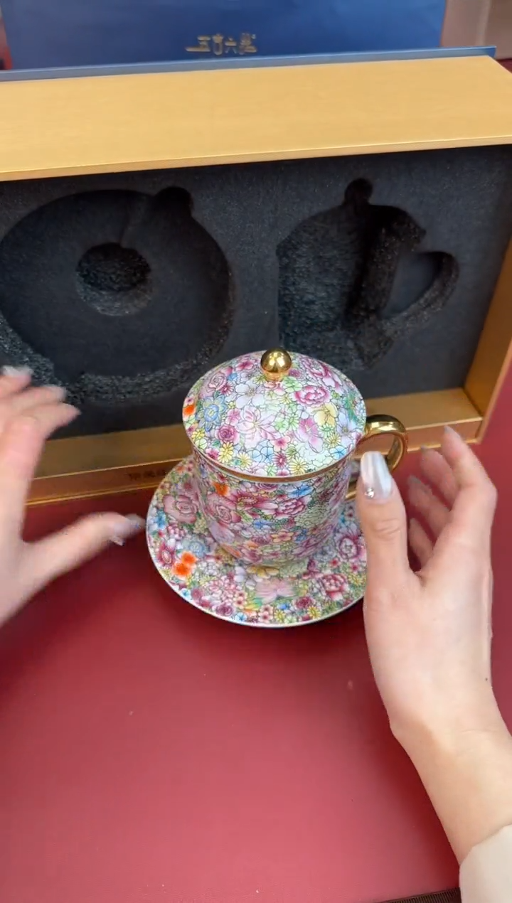 【闪购商品】瓷片正午瓷缘 臻品源泉@@WL3