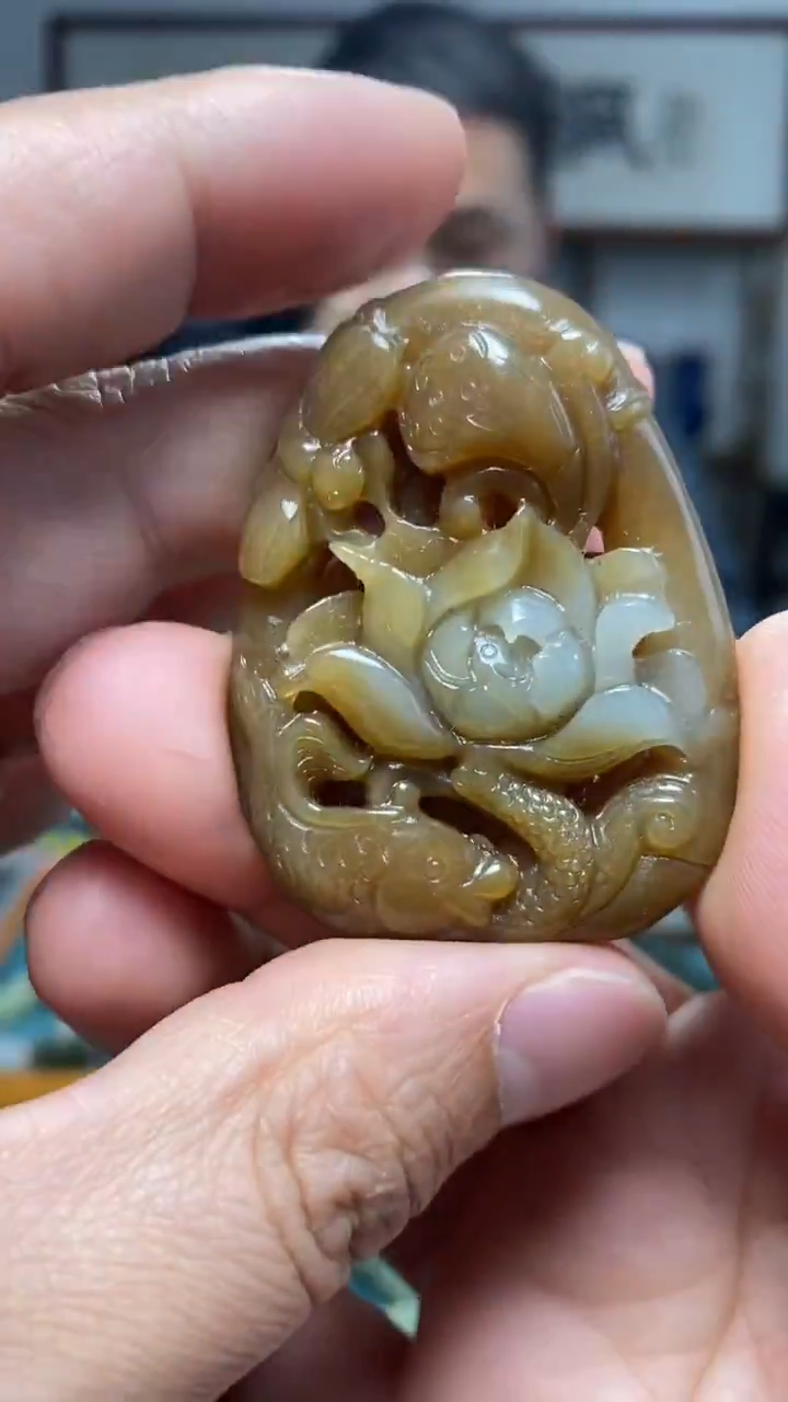 颈饰未镶嵌和田玉18