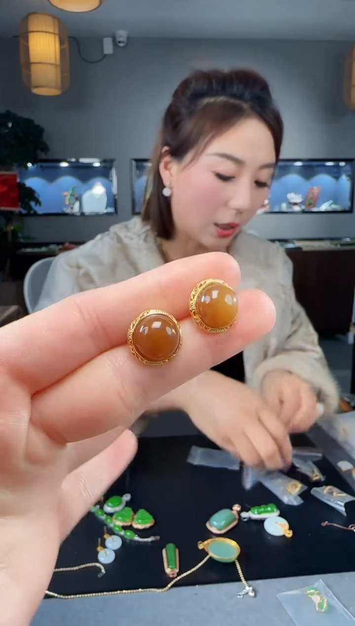 【闪购商品】和田玉耳钉银S925镶嵌1