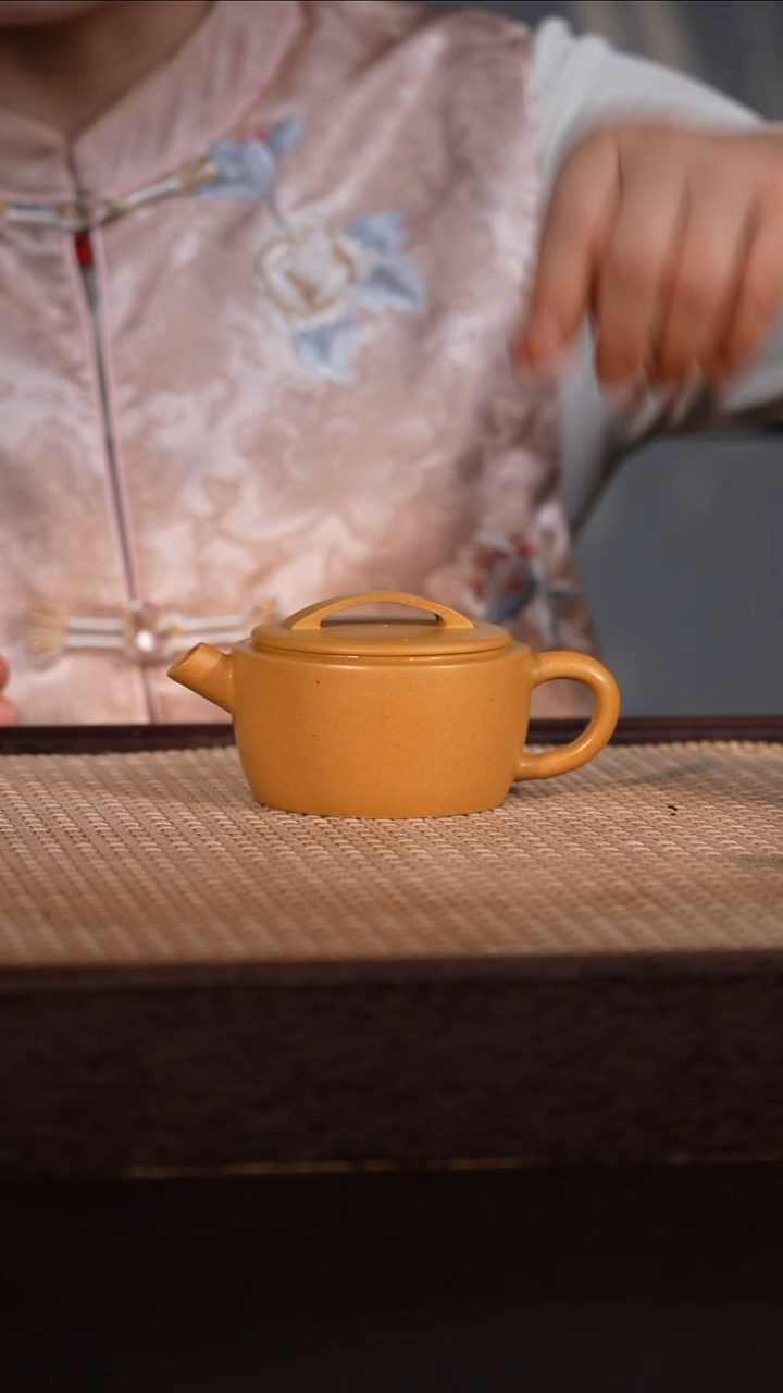 茶壶紫砂黄金段 150cc