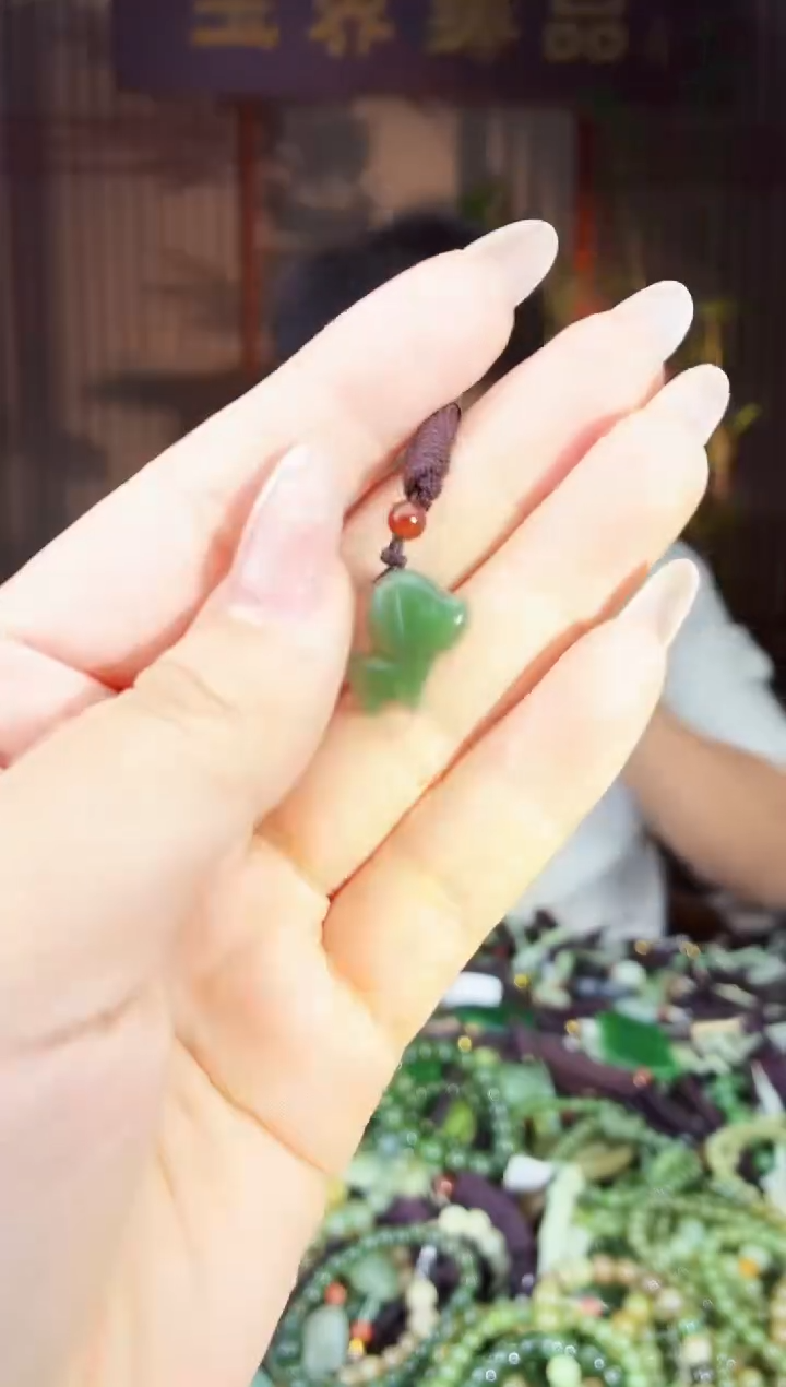 颈饰未镶嵌和田玉多样性发货拍一发一