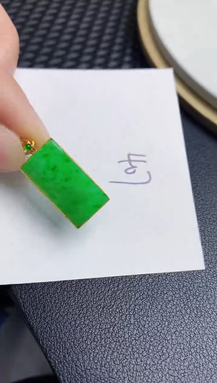 【闪购商品】翡翠颈饰18K金镶嵌000000000