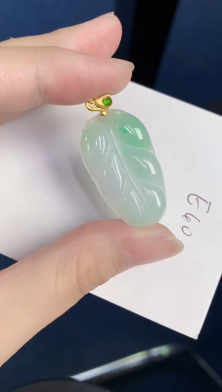 颈饰未镶嵌翡翠天然翡翠缅甸A货