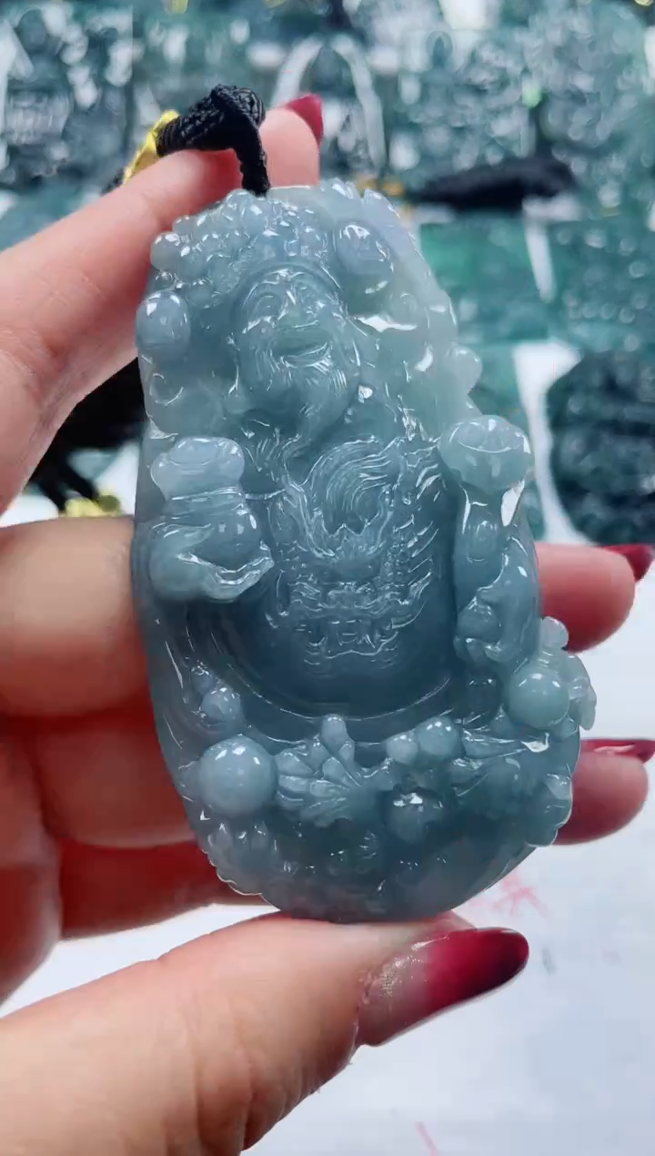 【闪购商品】翡翠颈饰未镶嵌          