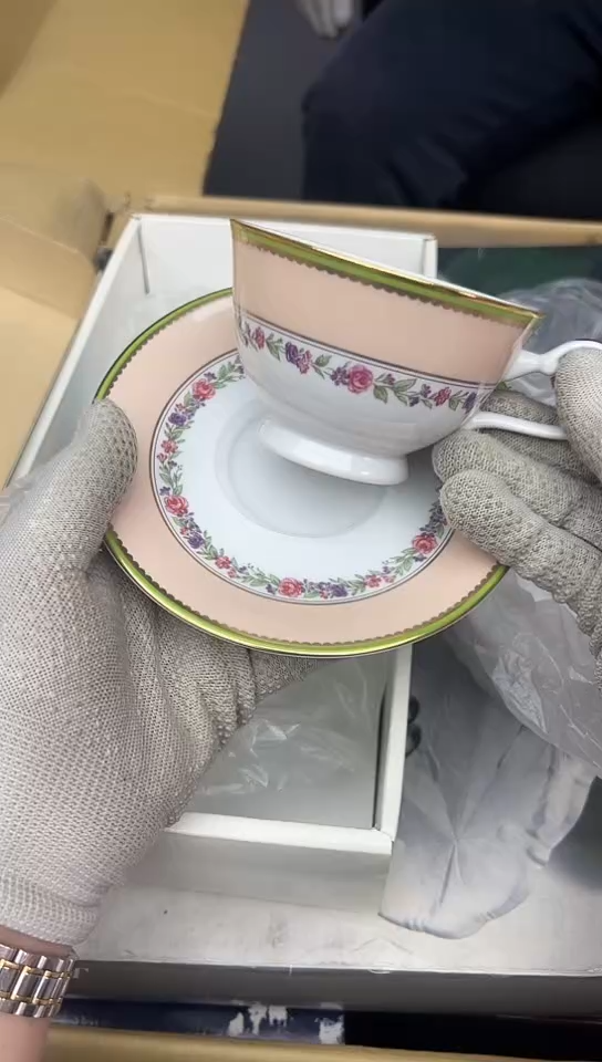 【闪购商品】中古回流瓷器好看，谨慎参拍