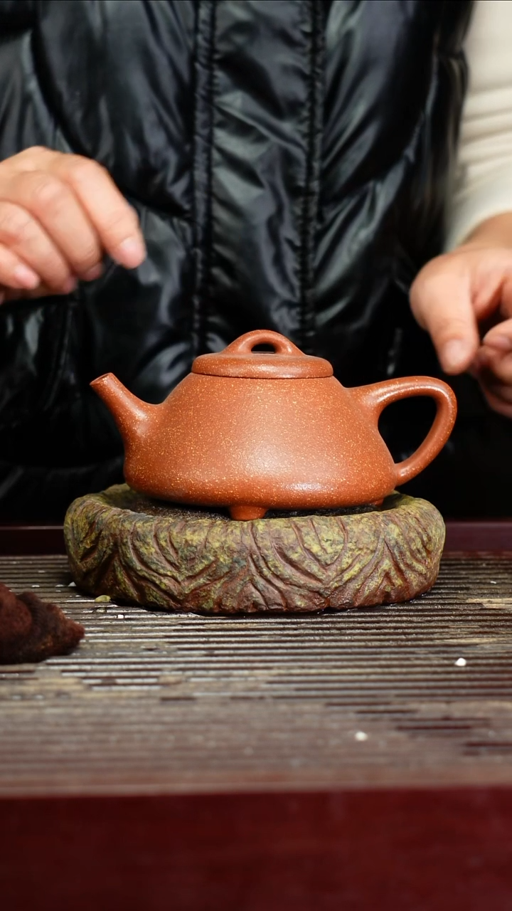 宜兴原矿紫砂壶茶壶宜兴原矿紫砂壶茶壶260C