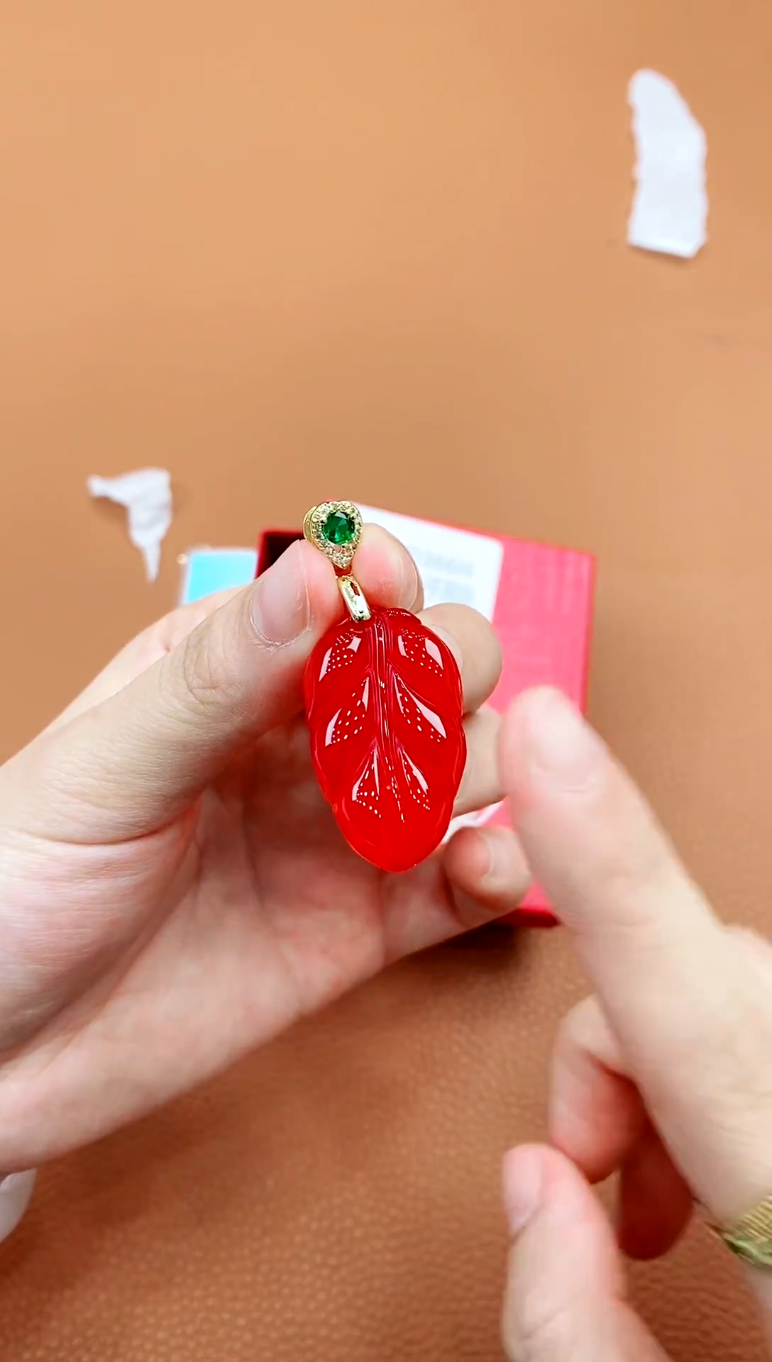 合金颈饰玛瑙/玉髓天然精美吊坠多样性发