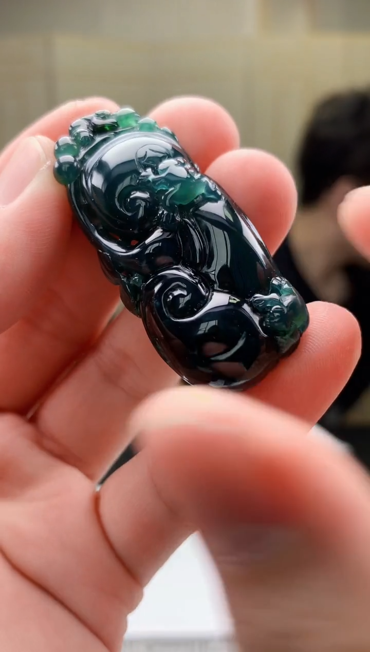 【闪购商品】定制翡翠未镶嵌4688bb-毛货挂件147