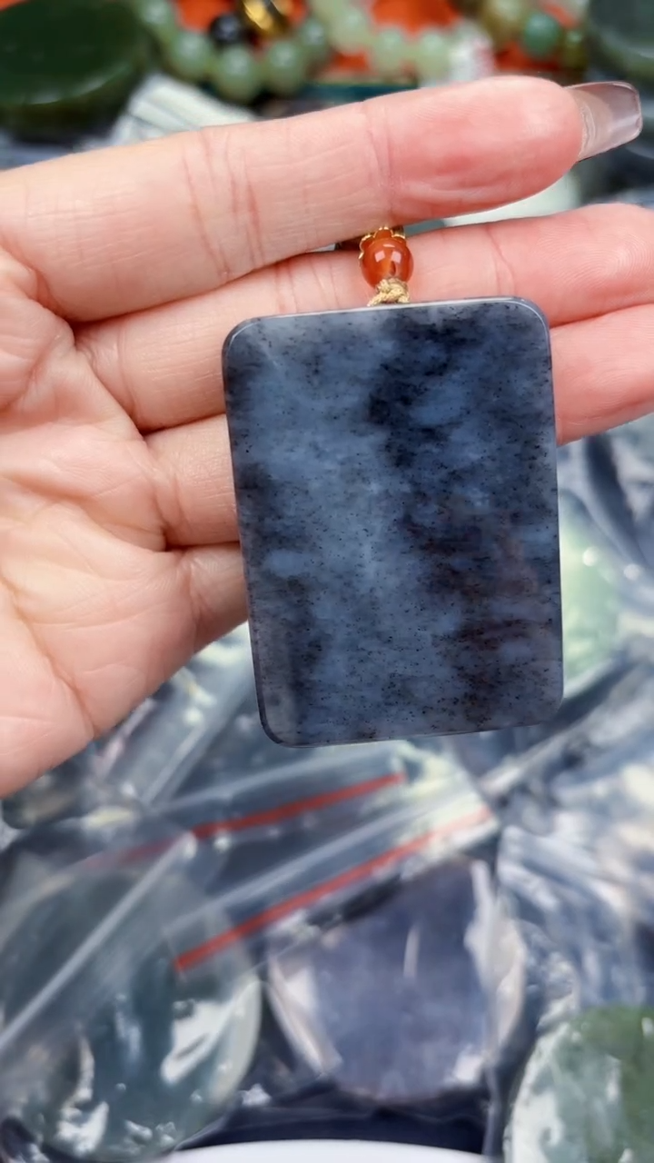 颈饰未镶嵌和田玉和田玉