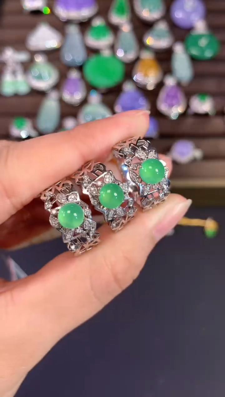 【闪购商品】翡翠戒指18K金镶嵌A740|(多样性发货）拍一发一