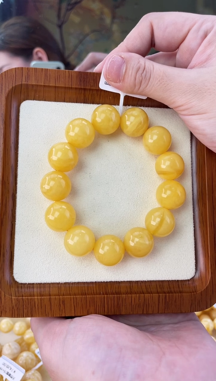 未镶嵌蜜蜡裸石文*手串