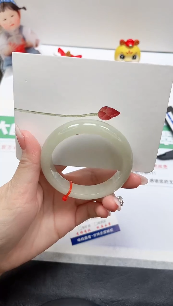 【闪购商品】石英质玉手镯未镶嵌287-56