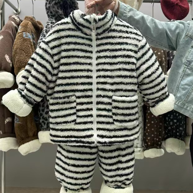 署小宝男童女童冬季三层加厚家居服套装新款轻柔软宝宝加厚睡衣