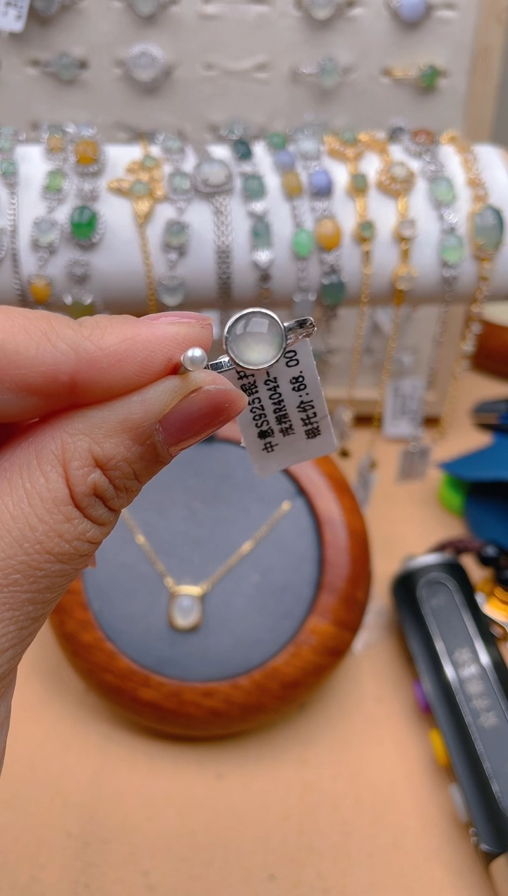 【闪购商品】翡翠戒指银S925镶嵌11111