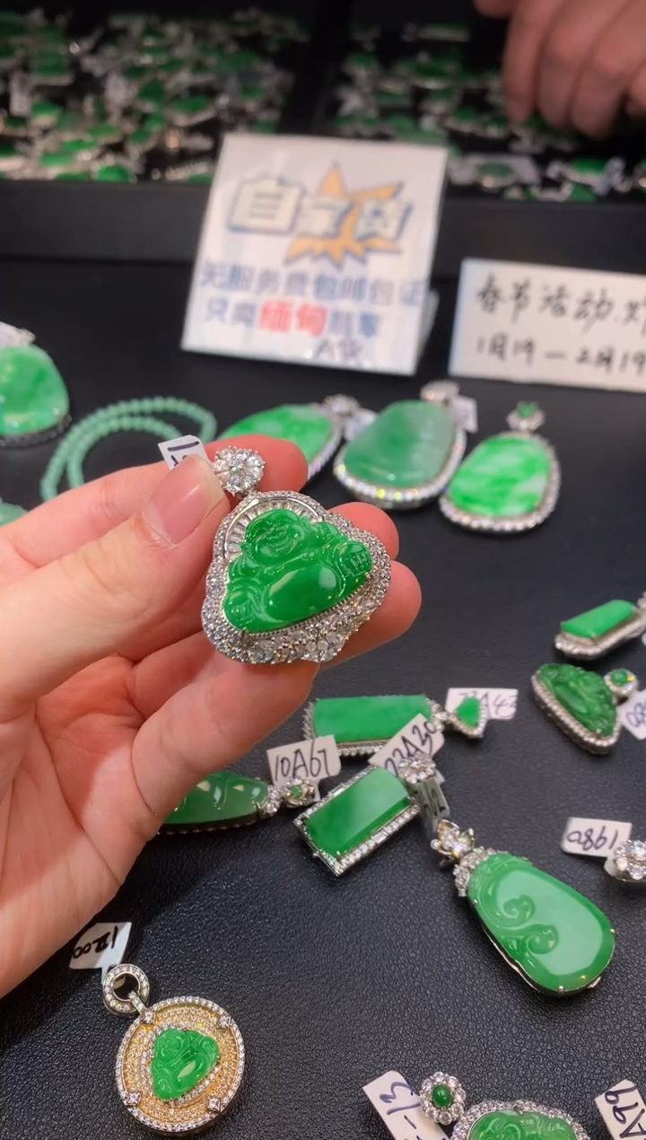 【闪购商品】翡翠颈饰银S925镶嵌翡翠