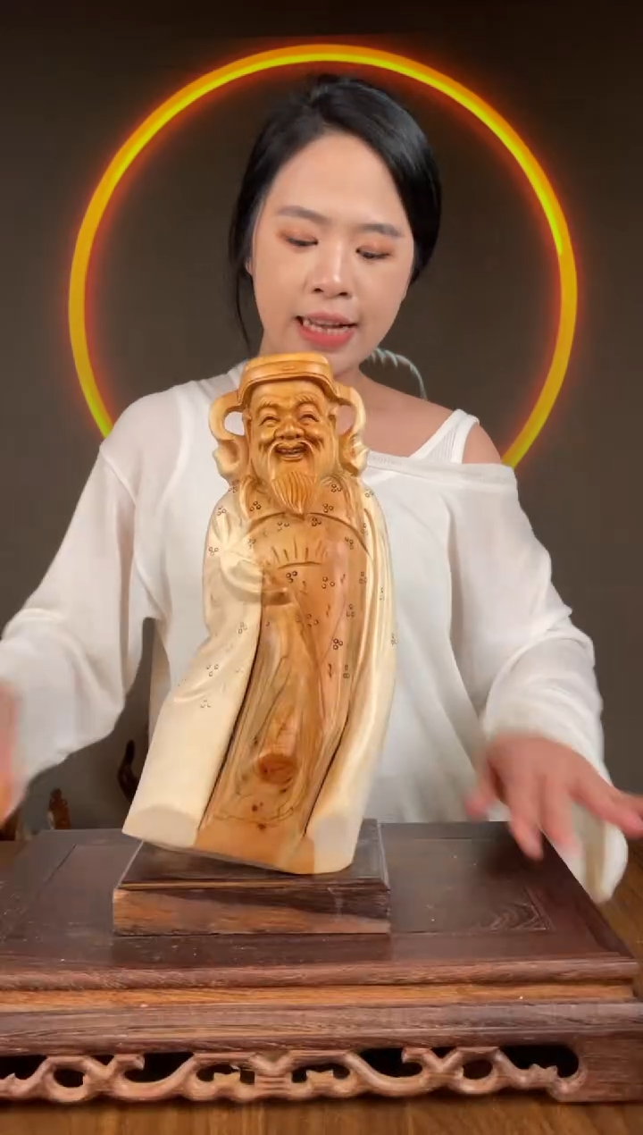 【闪购商品】柏木（崖柏）手工摆件,先抢先得!