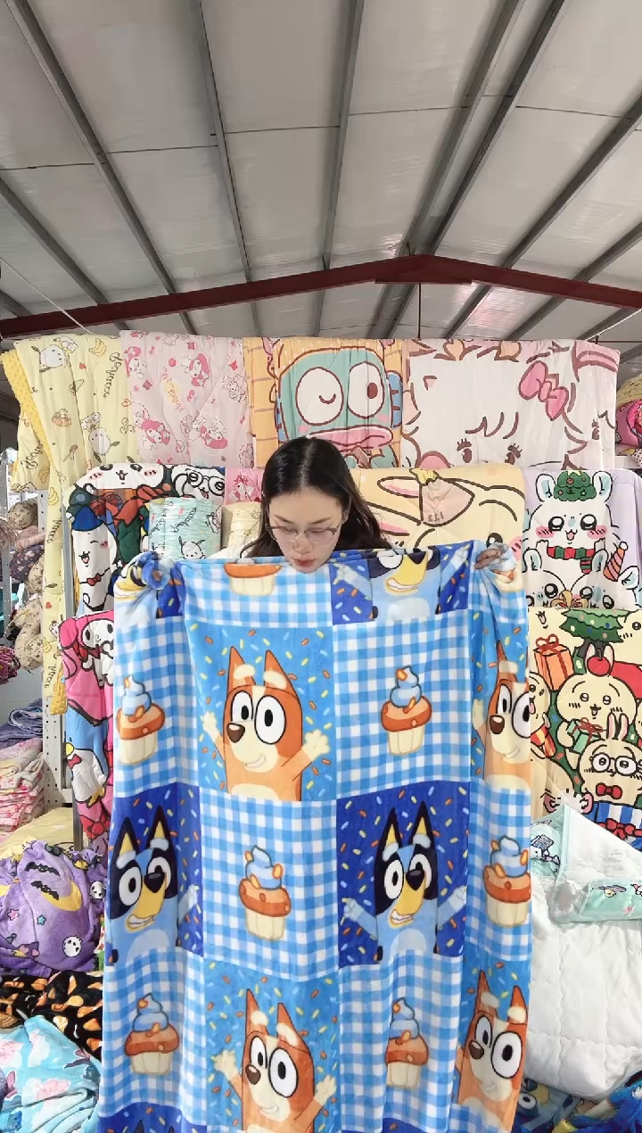 满35包邮   瑕疵  130*180    左右   绒毯子  