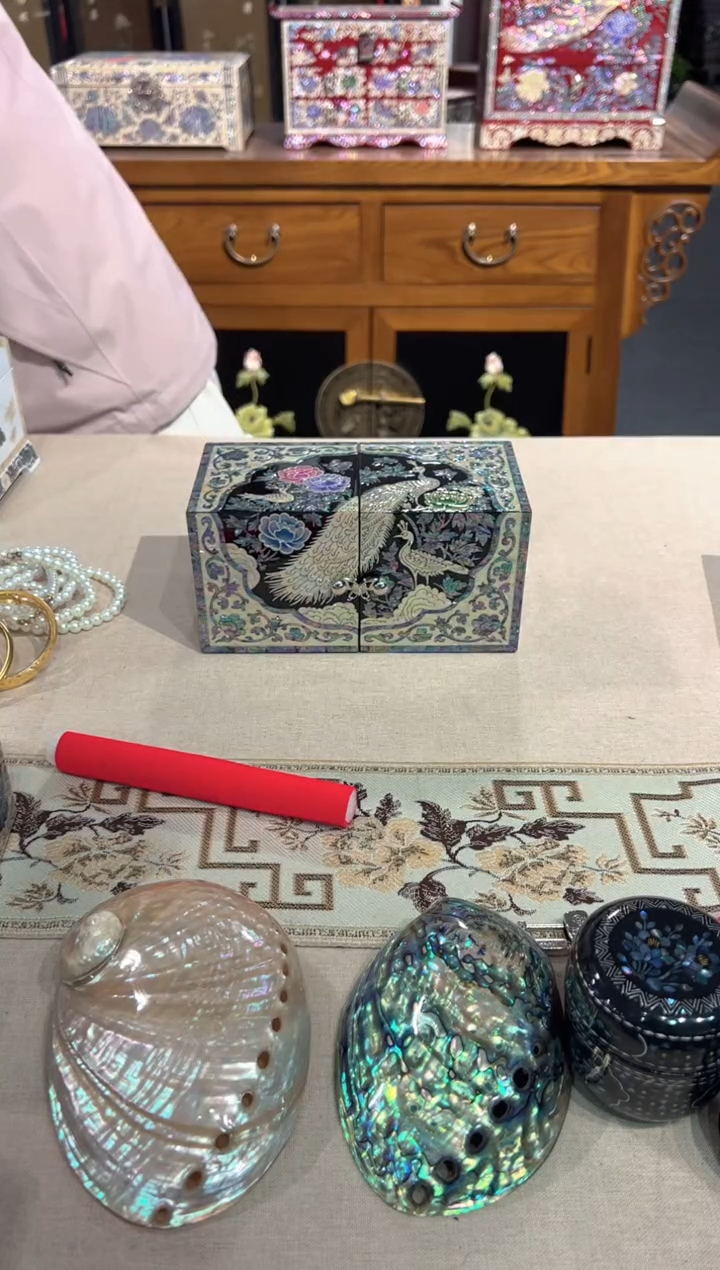 【闪购商品】对开·弘贝雅螺钿漆器文化馆