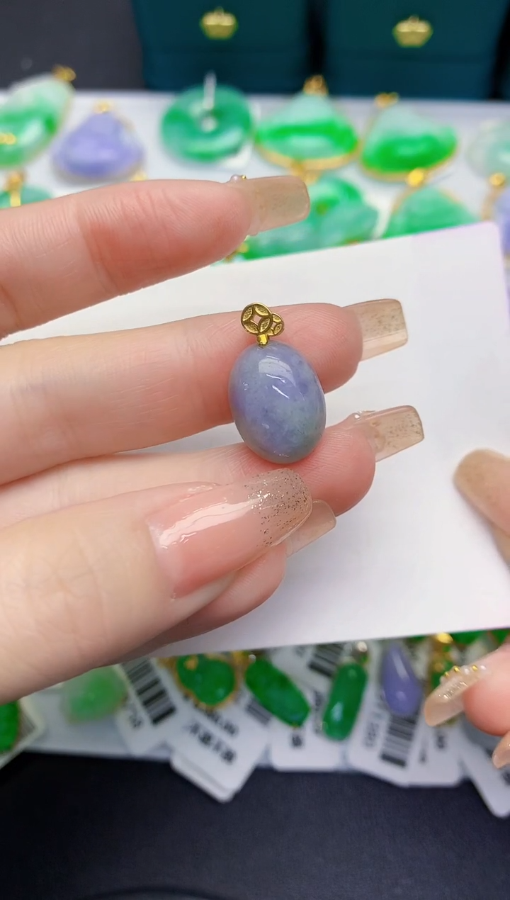 颈饰未镶嵌翡翠缅甸天然翡翠A货