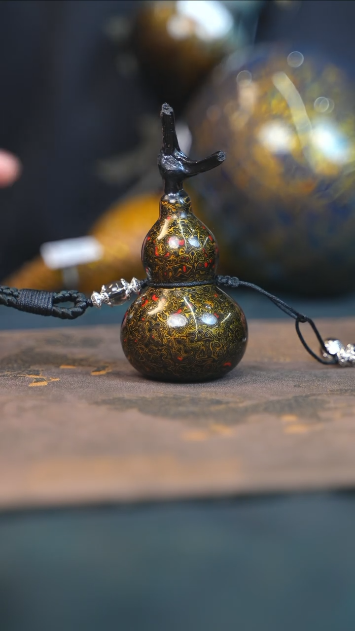 【闪购商品】YJ224大漆精致小手捻(未开口）