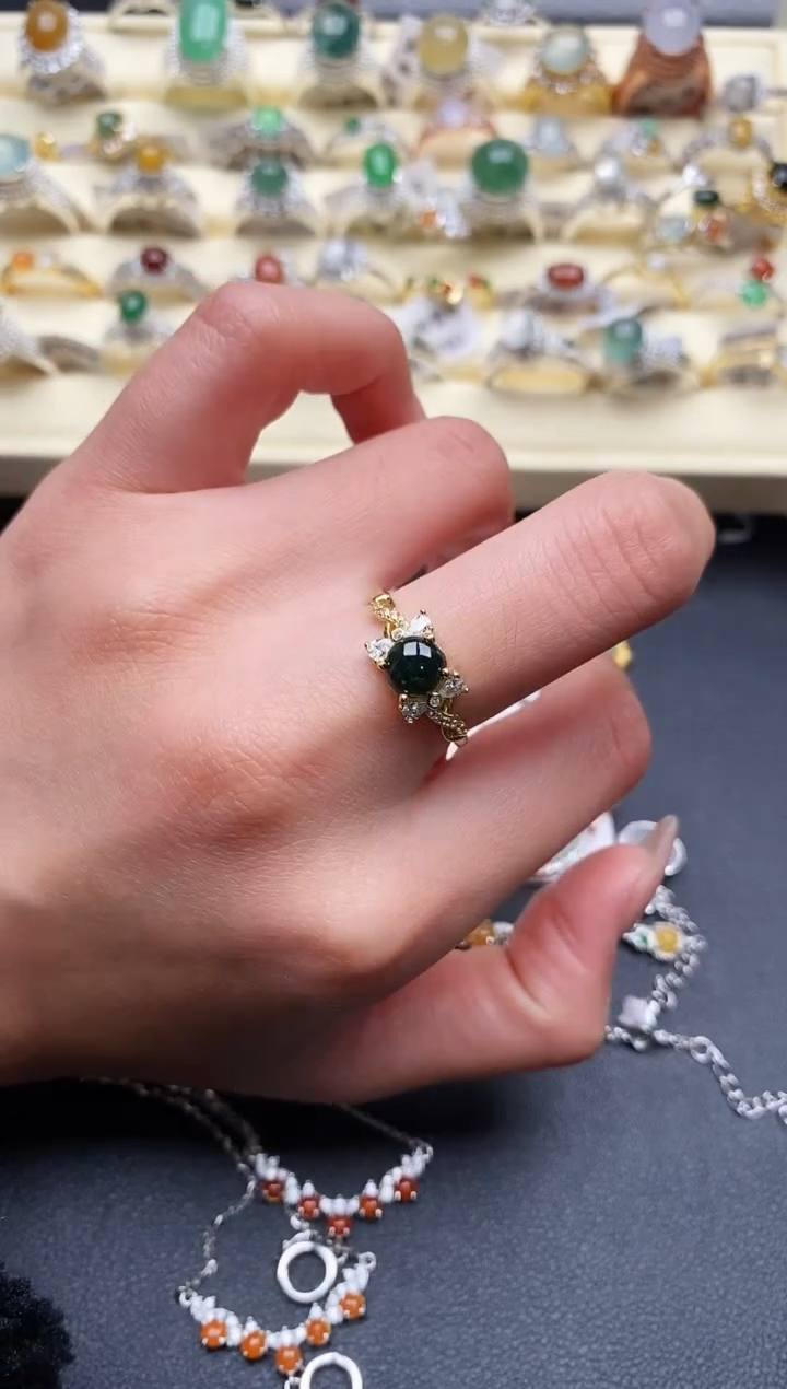 【闪购商品】翡翠戒指银S925镶嵌4444444+7