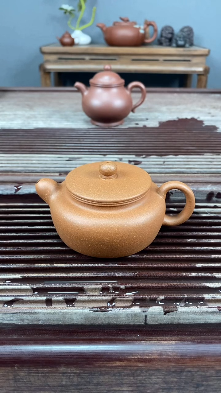 茶壶紫砂段泥道洪德钟170cc