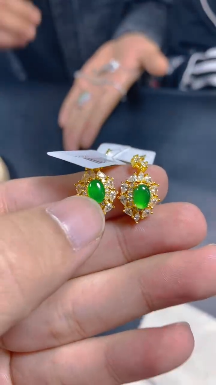 【闪购商品】翡翠耳饰未镶嵌0380651733多样性发一