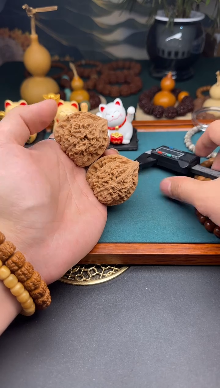 【闪购商品】文玩核桃吊坠官帽037