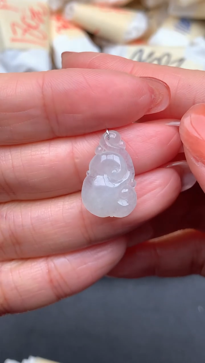 未镶嵌挂件翡翠1