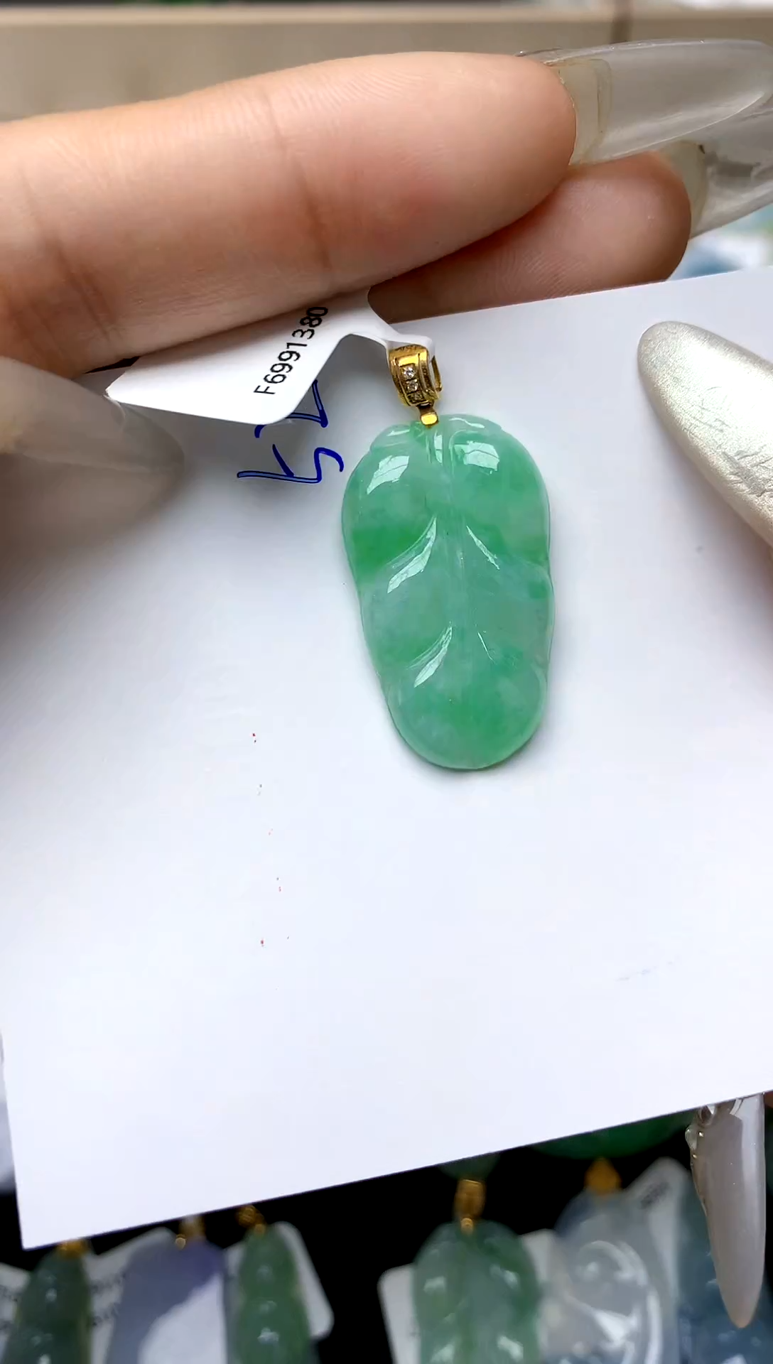 【闪购商品】翡翠颈饰18K金镶嵌52天然A货翡翠