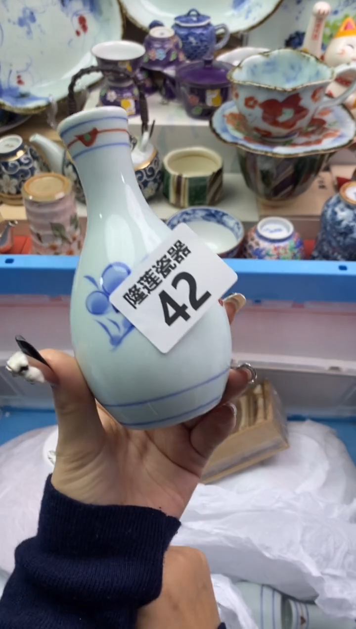 【闪购商品】瓷片隆莲瓷器欢迎大家