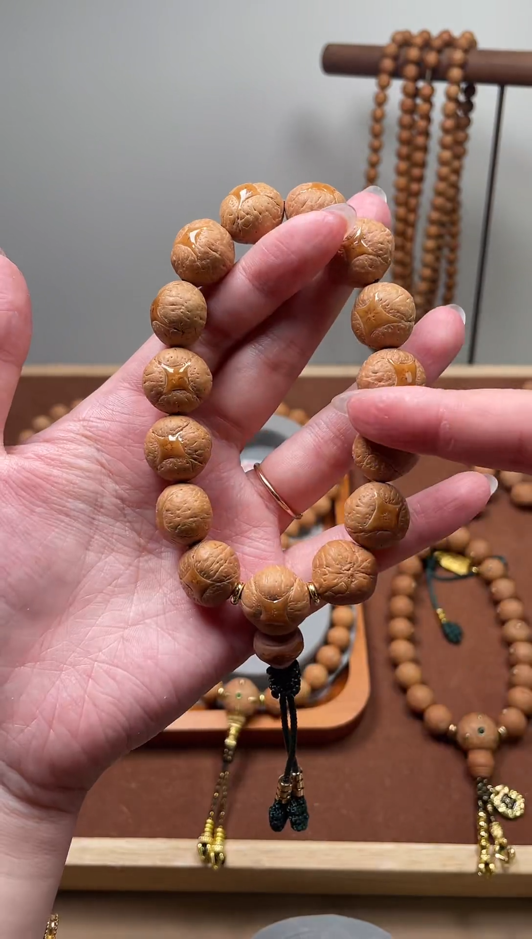 吊坠凤眼菩提4星麒麟