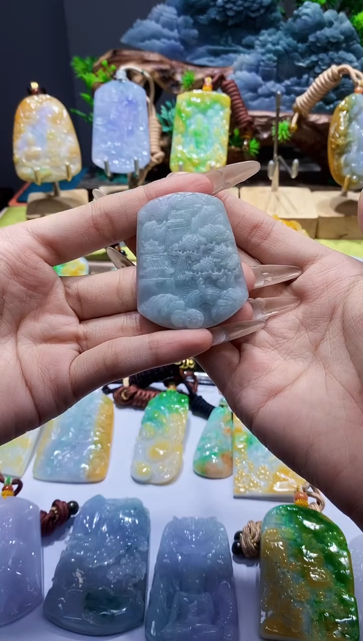 【闪购商品】翡翠未镶嵌颈饰翡翠A货