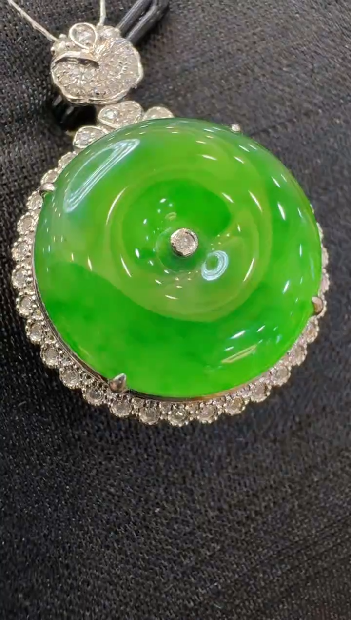 【闪购商品】翡翠吊坠(不含链)18K金镶嵌多样性团购发一件