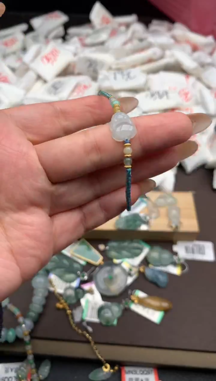 【闪购商品】翡翠手绳未镶嵌一
