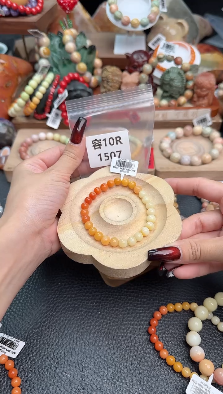 【闪购商品】石英质玉手链未镶嵌10R1507