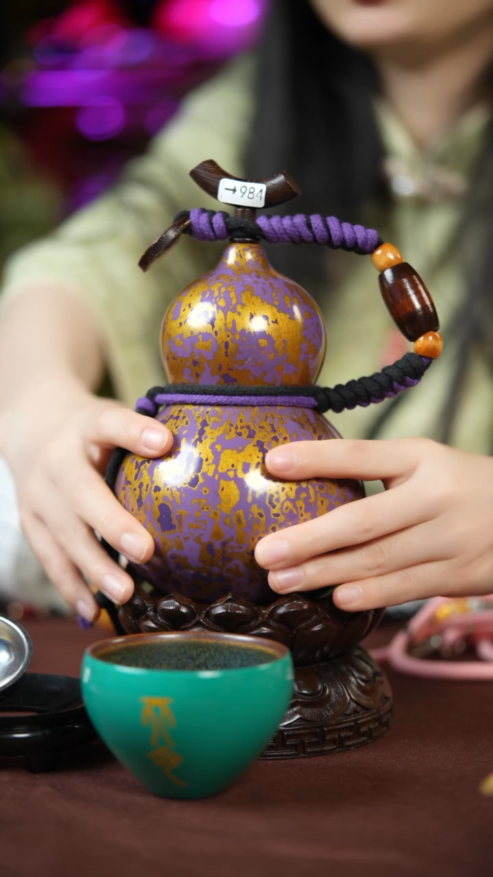 【闪购商品】984号500ml左右的非遗漆器酒葫芦