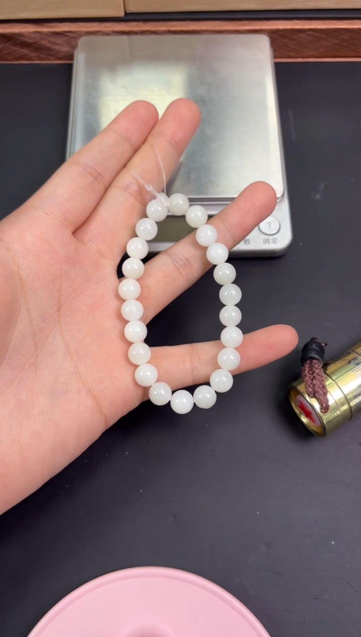 【闪购商品】和田玉手串未镶嵌于田微色差卡8