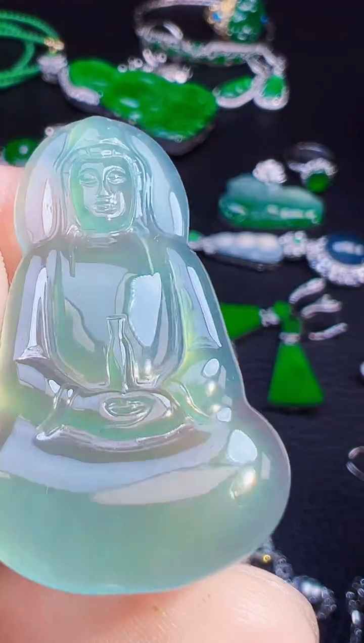 颈饰未镶嵌翡翠?**?翡翠