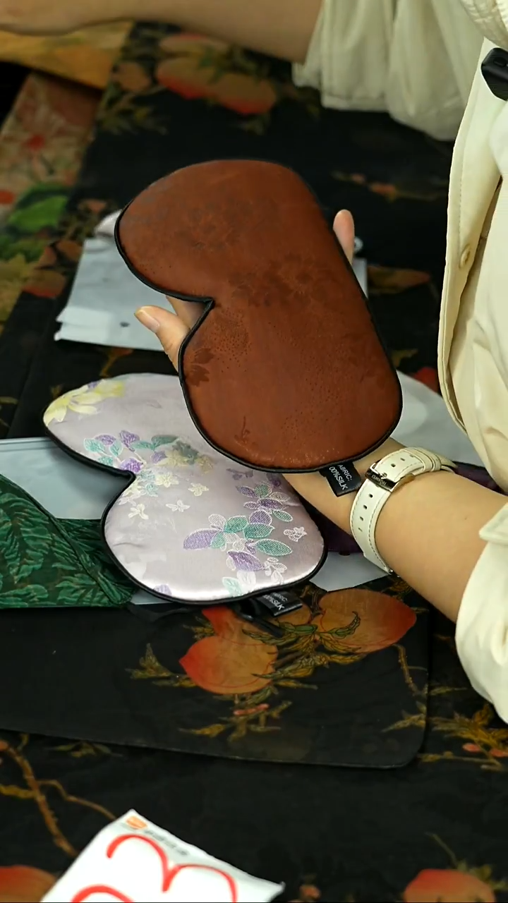 今天双十二茶席炸完就放假！