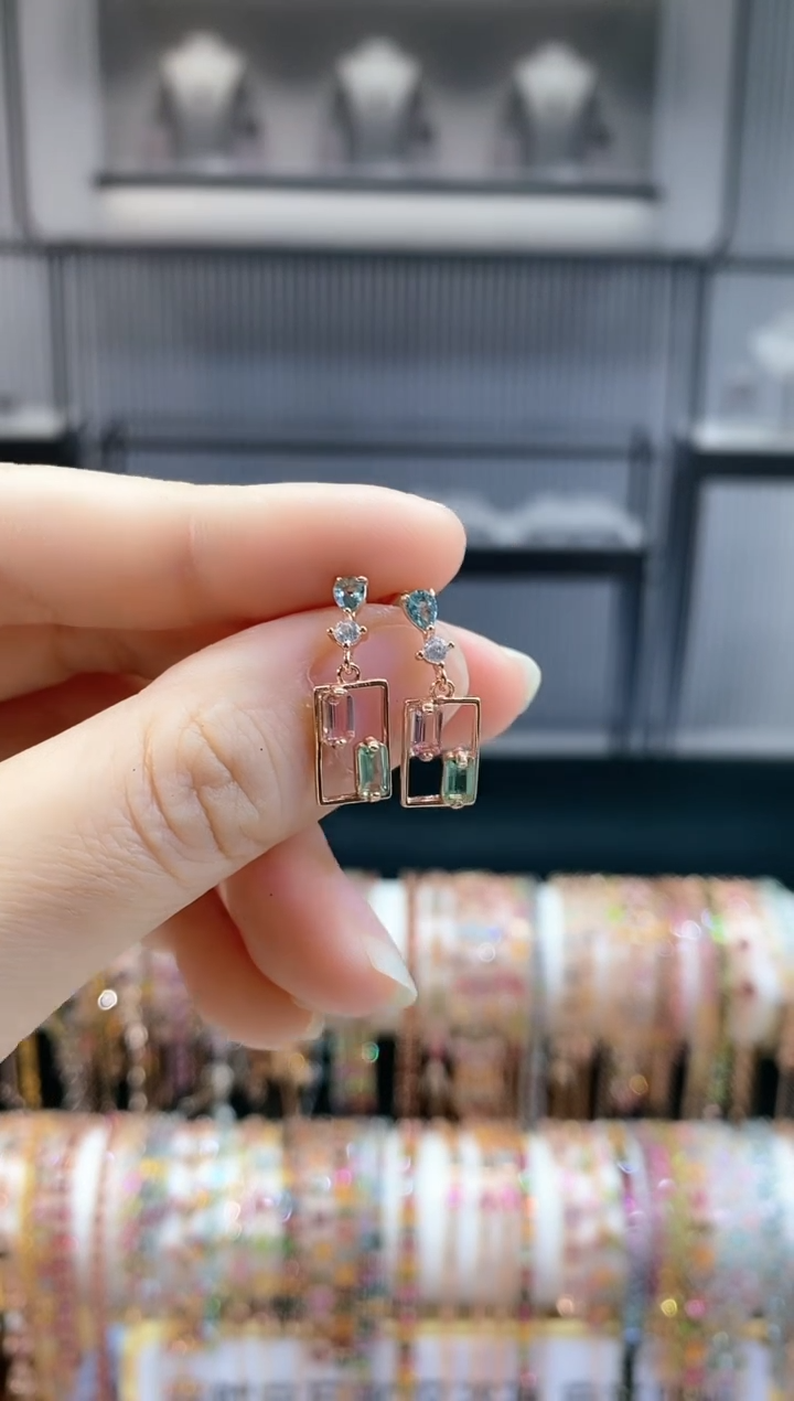 银S925镶嵌耳钉碧玺666666666