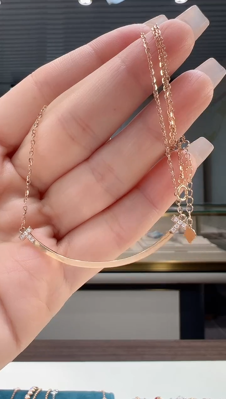 【闪购商品】钻石套链18K金镶嵌镶钻酒窝微笑项链K红