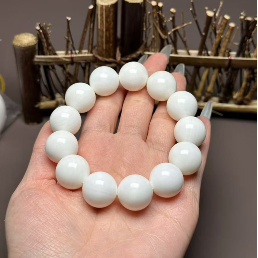 D040珠宝玉石精选玉化壳类手串