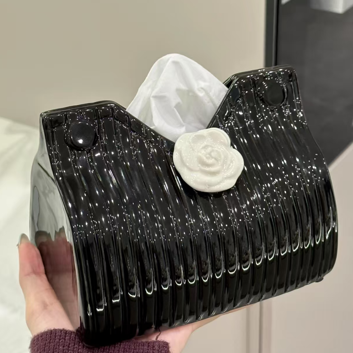 山茶花纸巾盒客厅高档轻奢高级餐巾盒创意小众小香风桌面家居饰品