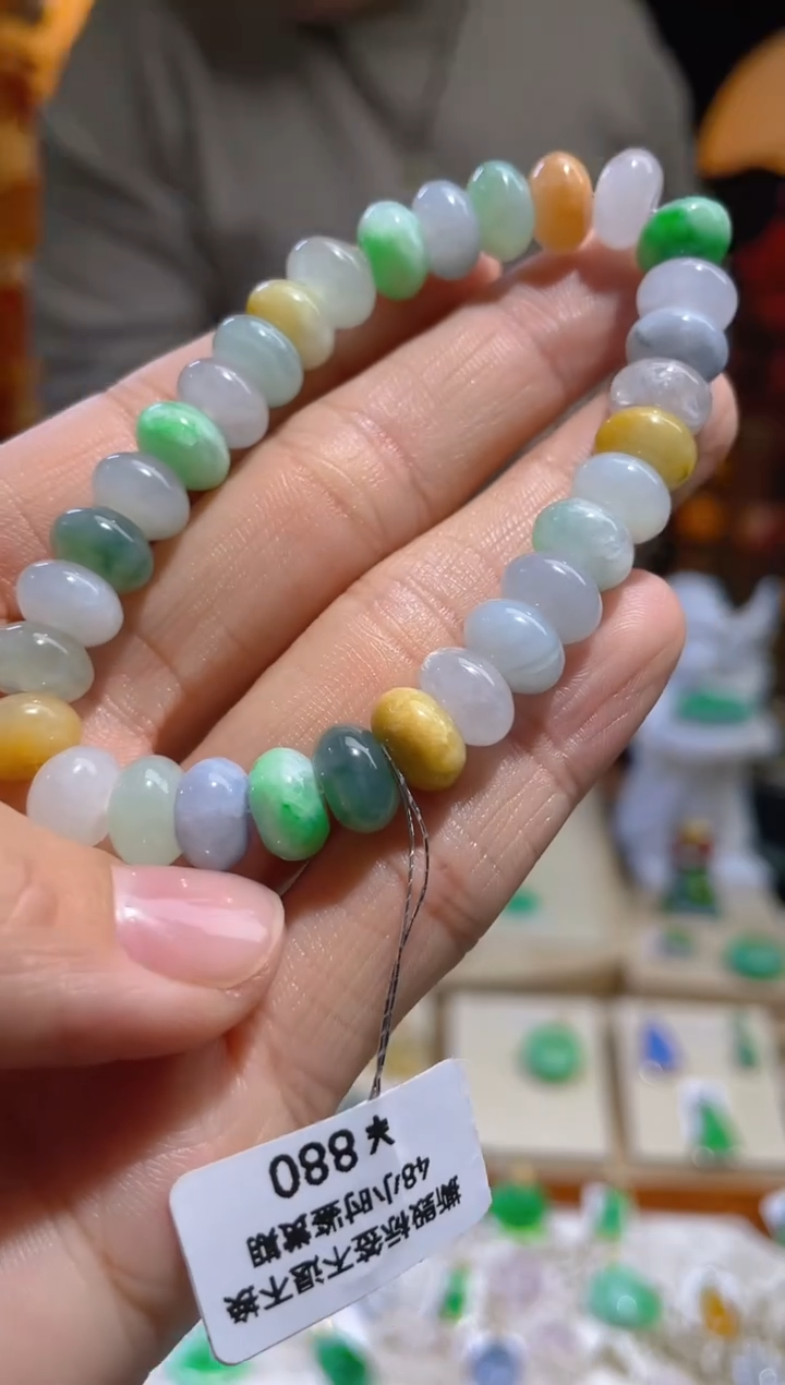 【闪购商品】翡翠颈饰未镶嵌假一赔三